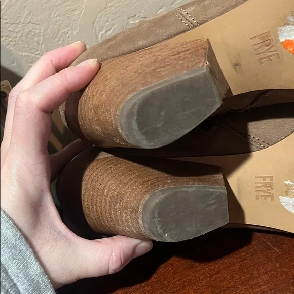 Frye Reina Western Ankle Booties Ash Tan - Picture 8 of 10